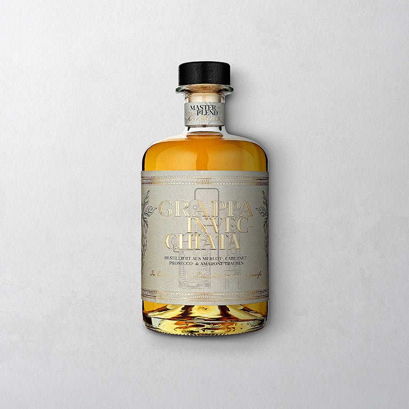 Master Blend Grappa in 500 ml Flasche
