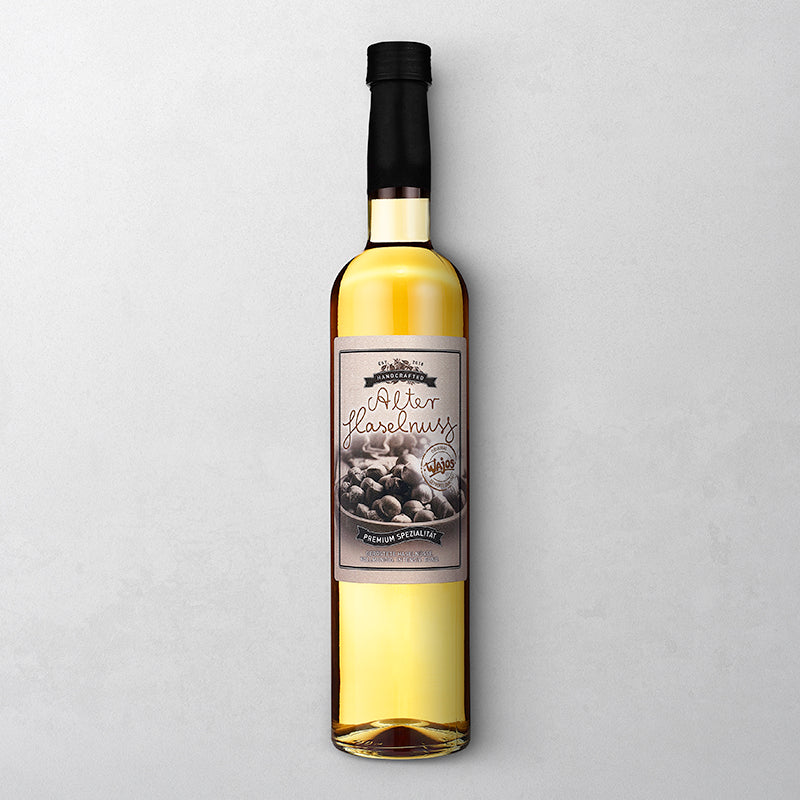 Alte Haselnuss Likör in 500 ml Flasche