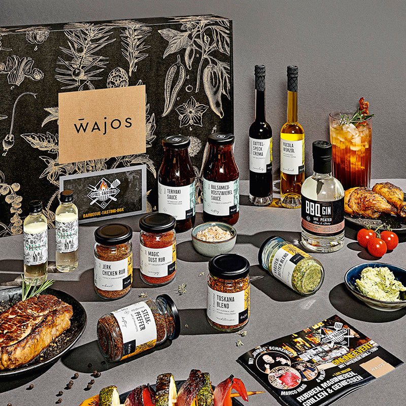 BBQ Tasting Set - Grillprodukte stehend mit schöner Geschenkkartonage und Snacks