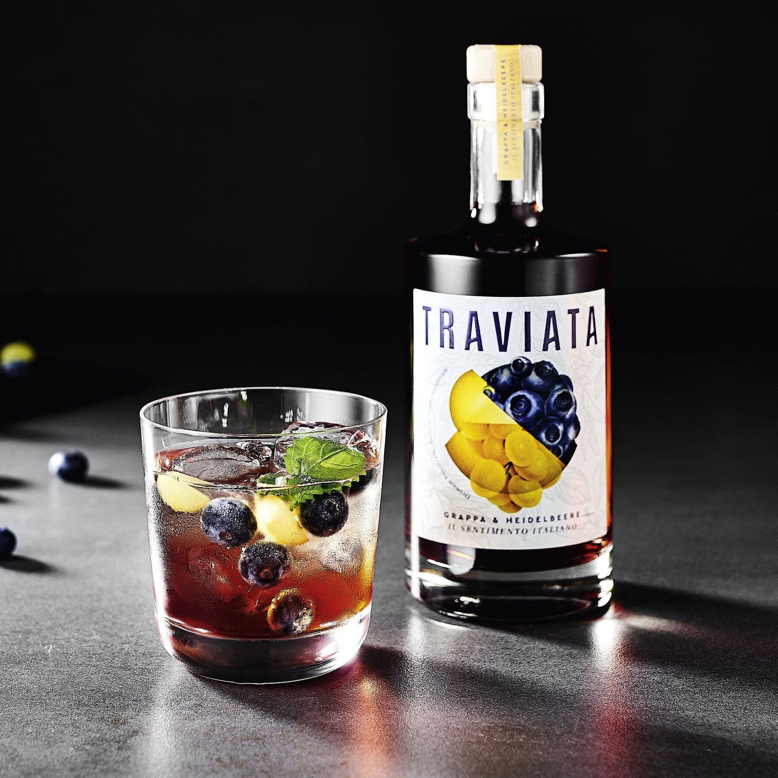 Traviata Spirituose in 500 ml Flasche