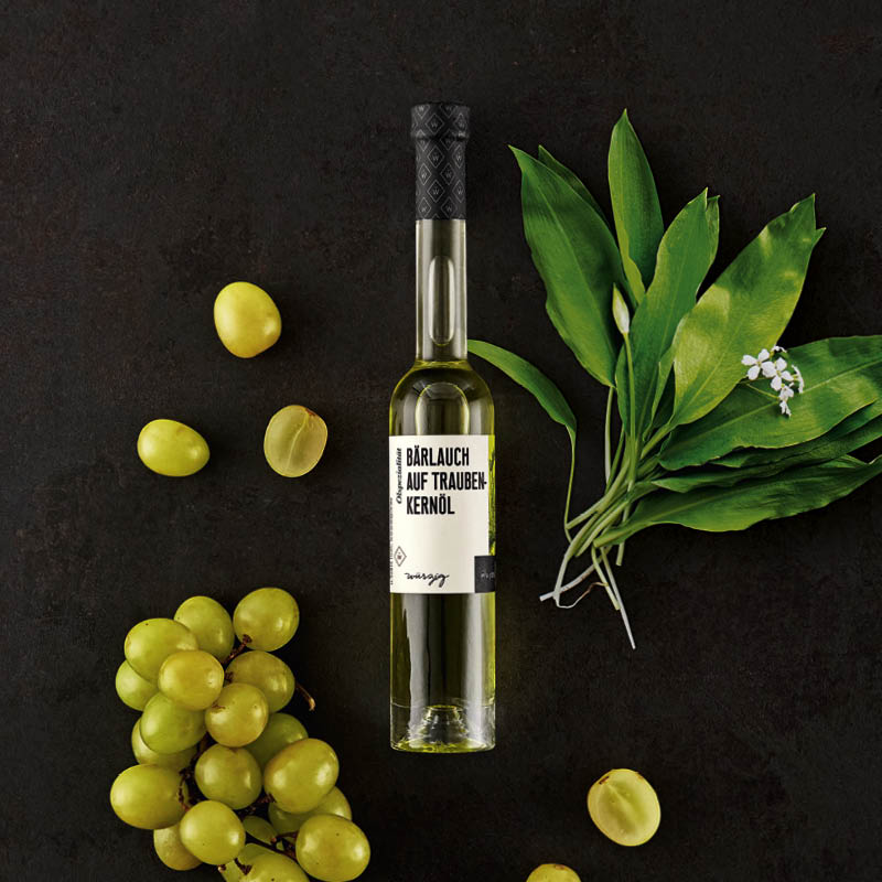 Bärlauch auf Traubenkernöl in der 100 ml Flasche