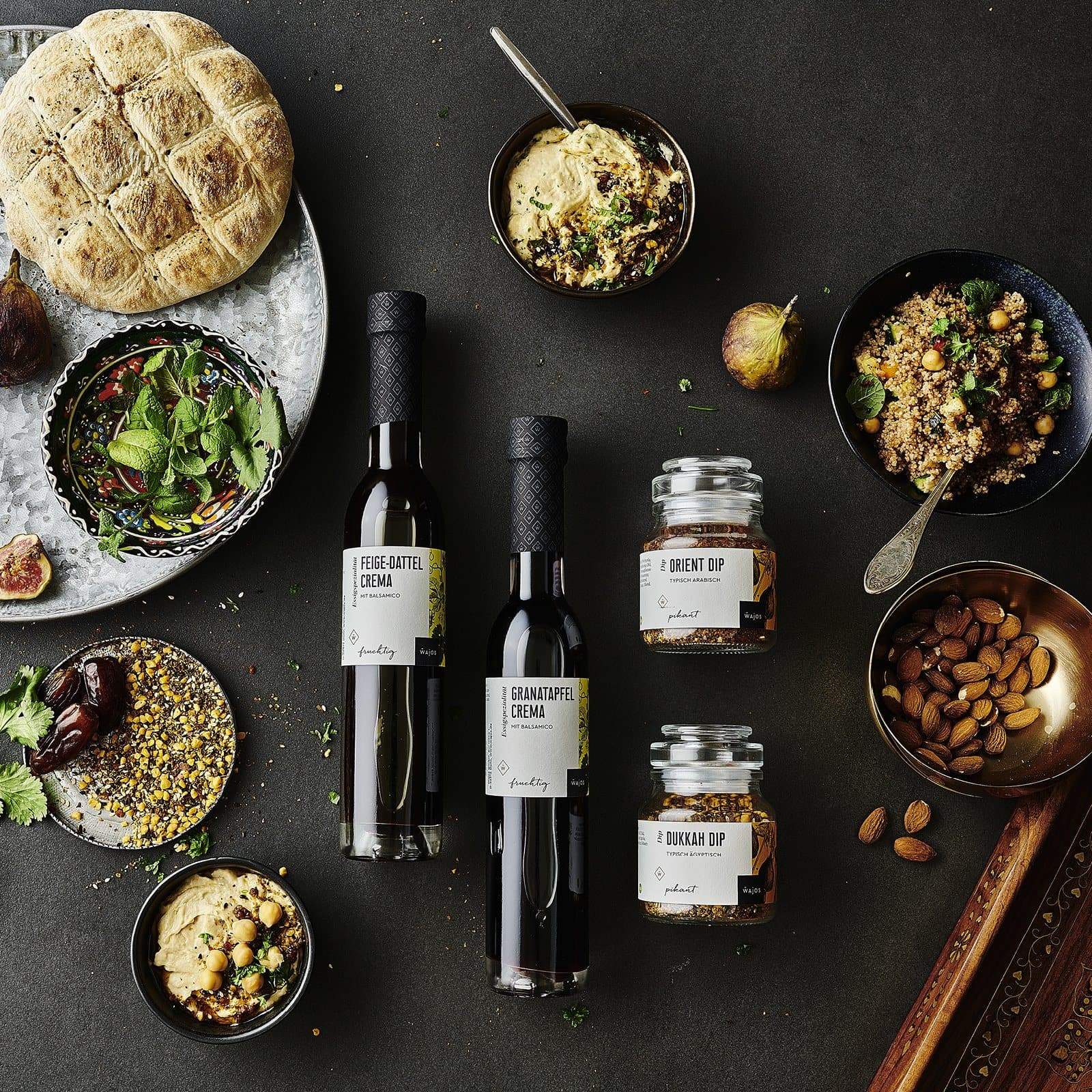 Orient Set - 4 Produkte liegend dargestellt mit Gerichten