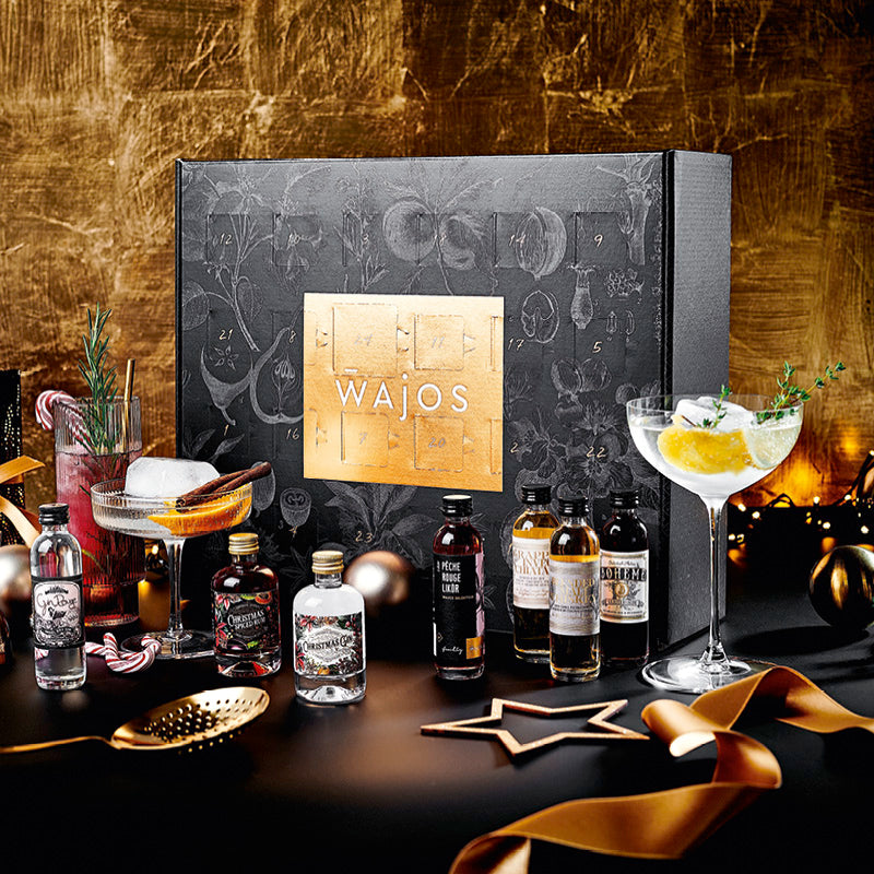 Wajos Spirituosen Adventskalender in schwarzer Kartonage - 24 Spezialitäten in 40 ml Flaschen